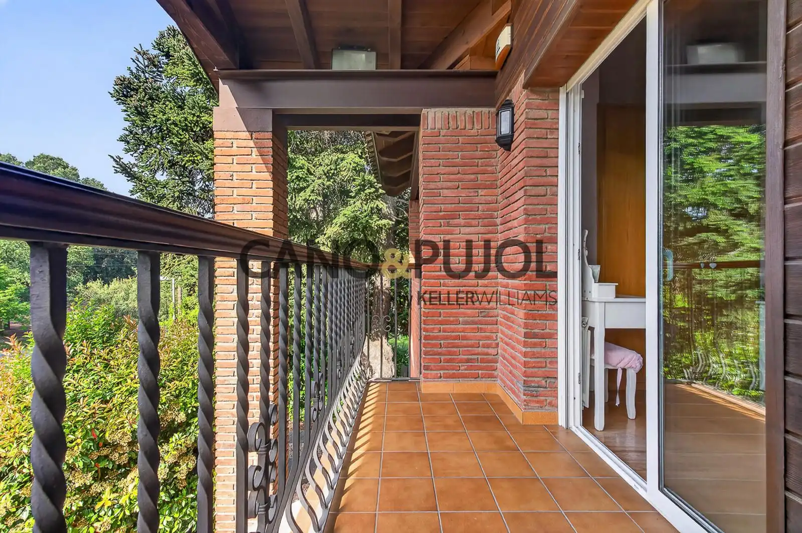 Terrassa de Casa o xalet en venda en Sant Cugat del Vallès amb Aire condicionat, Calefacció i Terrassa