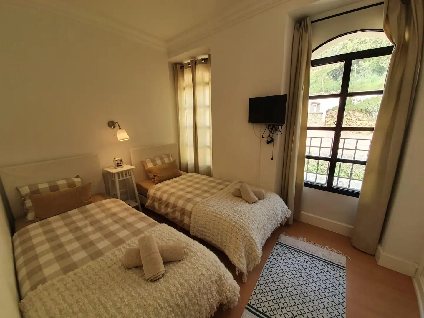 Habitación de Finca rústica en venta en Setenil de las Bodegas
