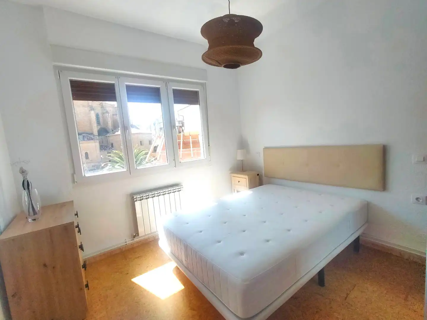 Dormitori de Apartament en venda en Haro amb Calefacció, Terrassa i Moblat