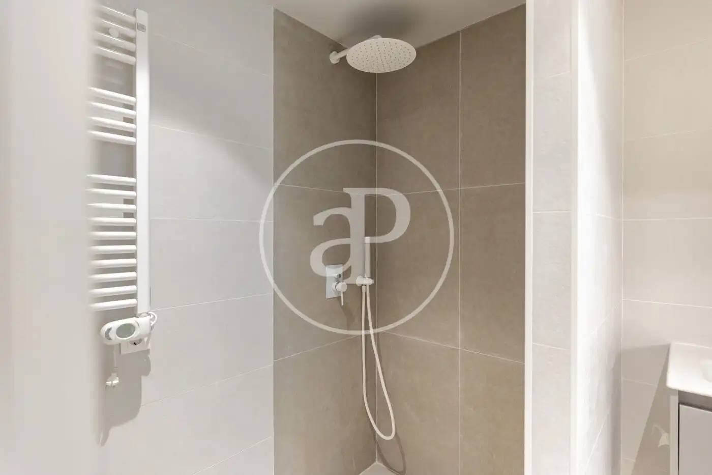 Dúplex de obra nueva con piscina en venta en Collblanc - La Torrassa, imagen 29