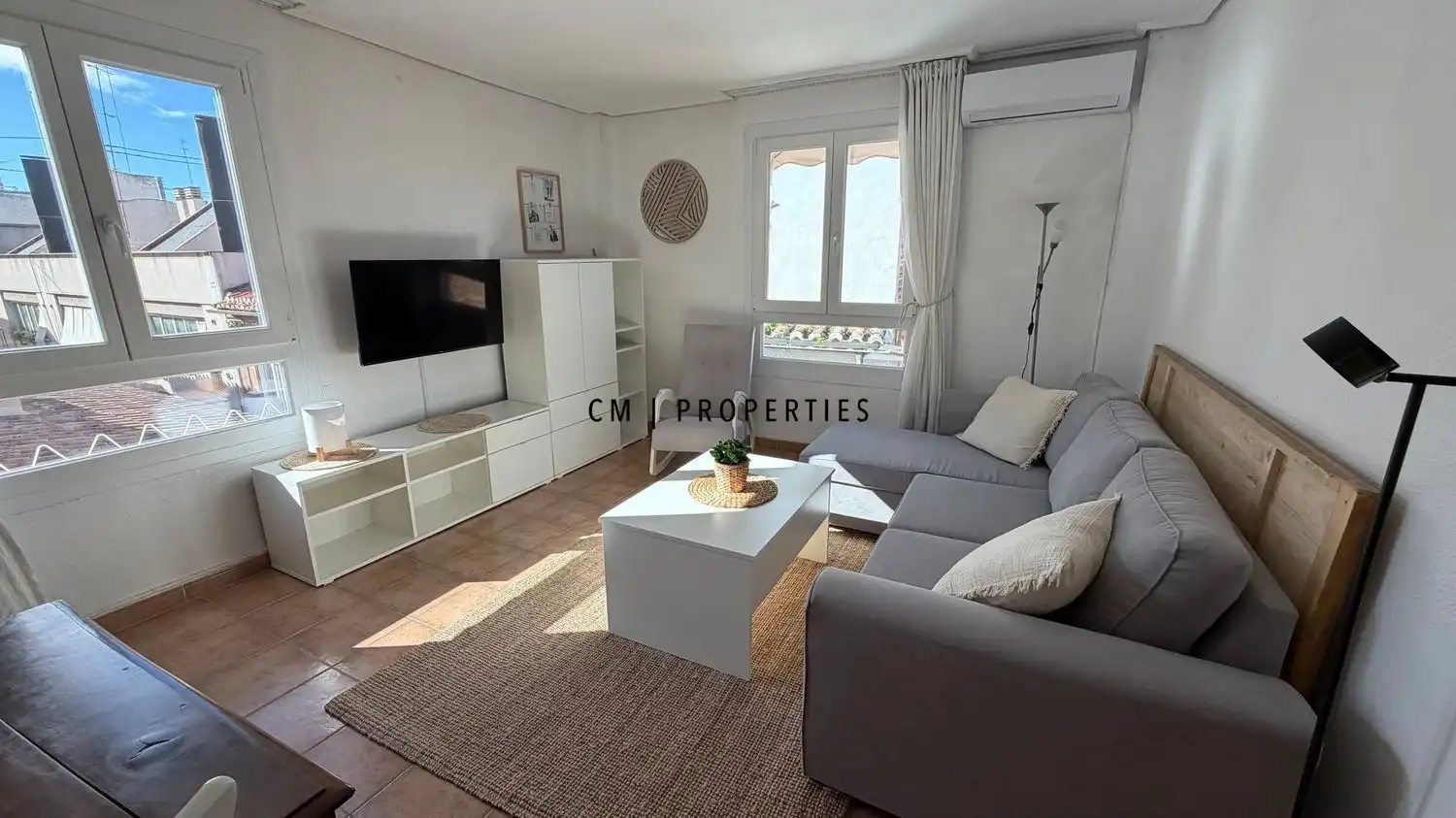 Living room of Flat for rent in Valencia  with Air Conditioner, Heating and Furnished