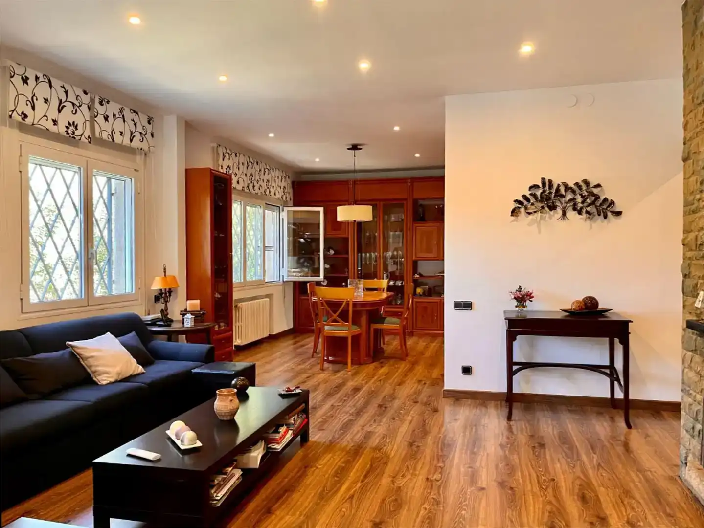 Sala de estar de Casa o chalet en venta en Begues con Aire acondicionado, Piscina y Balcón