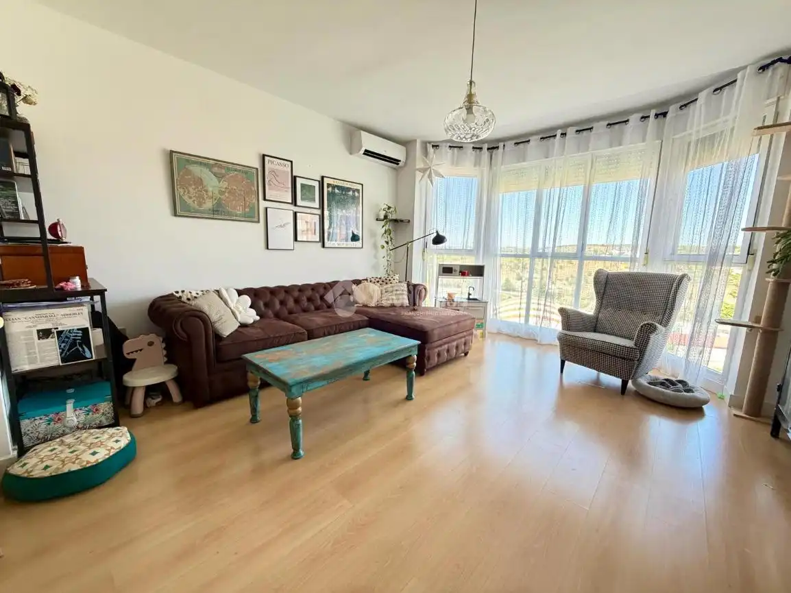 Sala de estar de Piso en venta en Arganda del Rey con Aire acondicionado, Calefacción y Piscina comunitaria