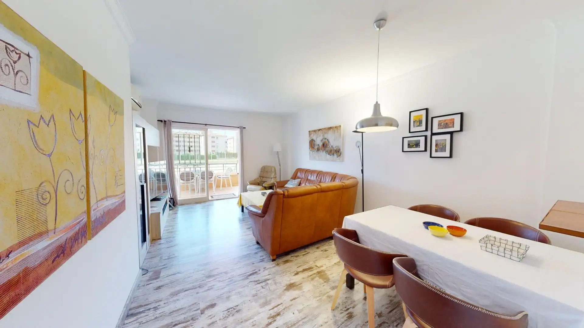 Wohnzimmer von Wohnungen zum Verkauf in L'Alfàs del Pi mit Klimaanlage, Privatgarten und Terrasse