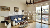 Living room of Flat for sale in  Sevilla Capital  with Terrace