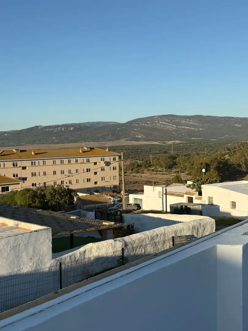 Außenansicht von Einfamilien-Reihenhaus zum Verkauf in Tarifa mit Terrasse