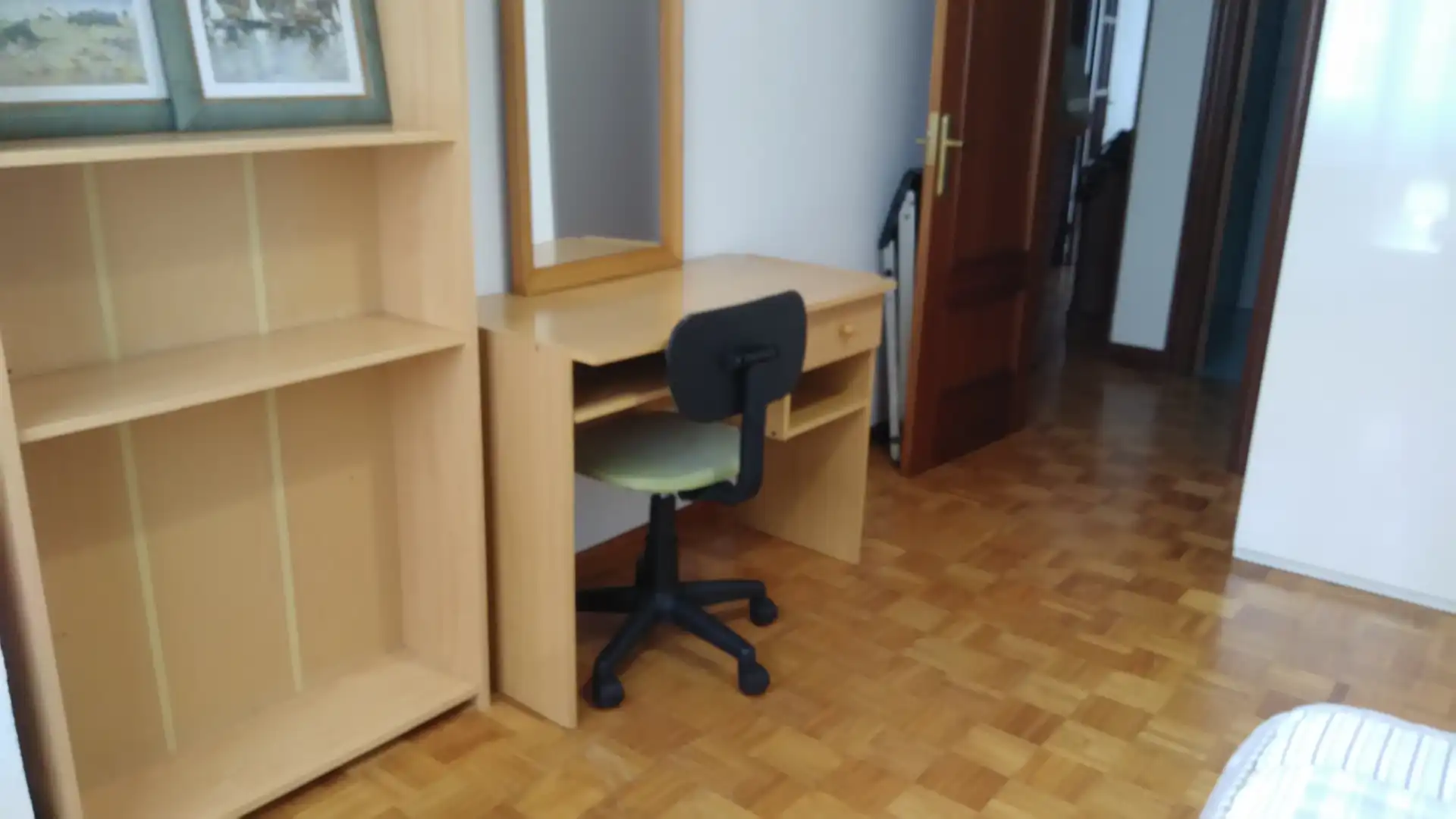 Dormitori de Pis de lloguer en Santander amb Calefacció, Moblat i Forn