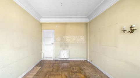Photo 5 of Flat for sale in Vallehermoso, Madrid Capital