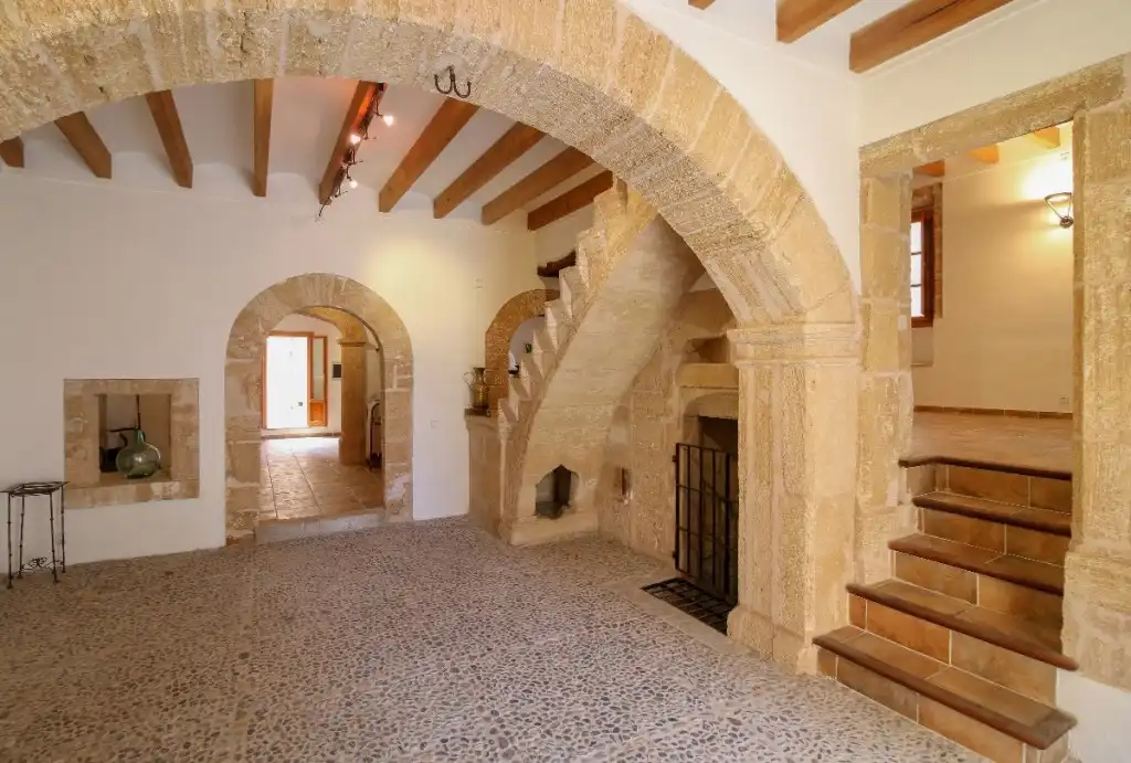 Detached homes for sale in Alcúdia  with Air Conditioner, Terrace and Furnished