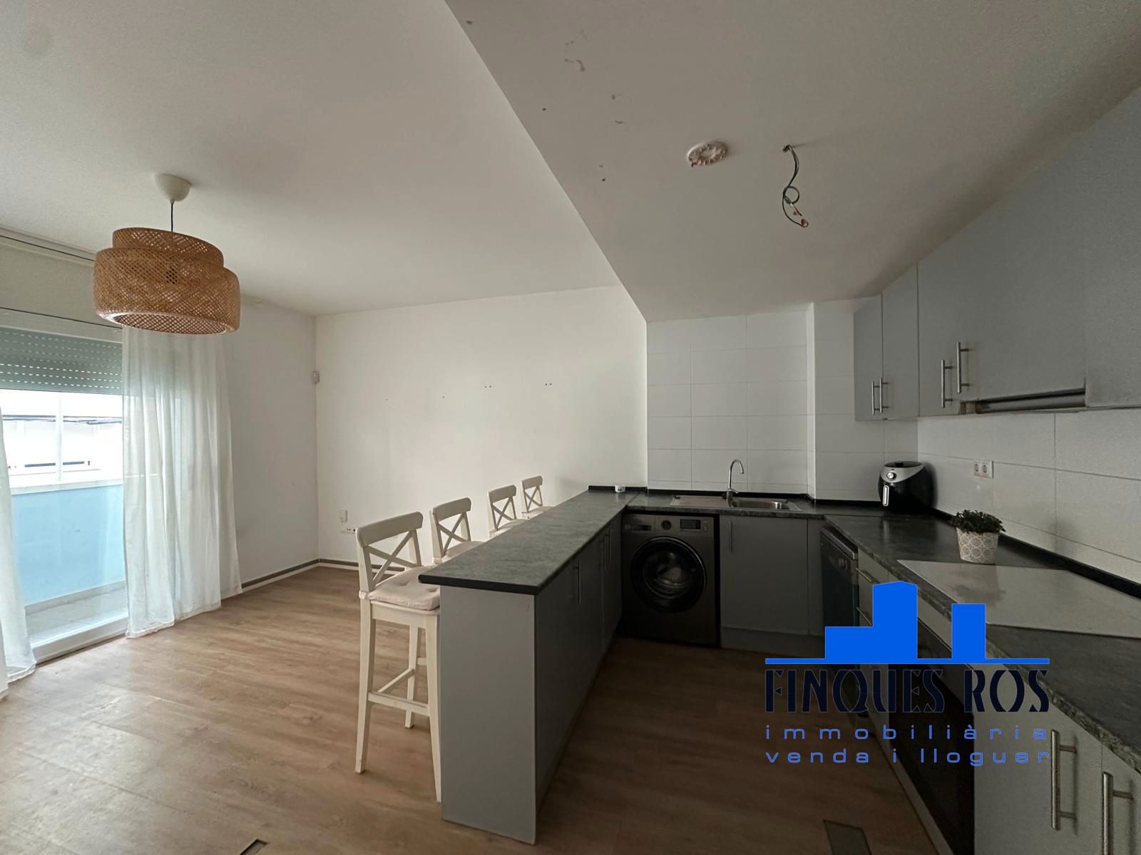 Kitchen of Flat for sale in Vinaròs  with Air Conditioner, Furnished and Oven