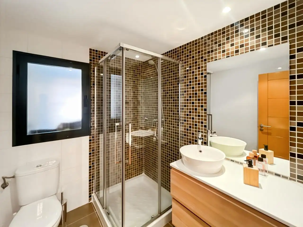 Baño de Piso en venta en Madrid con Aire acondicionado, Calefacción y Trastero