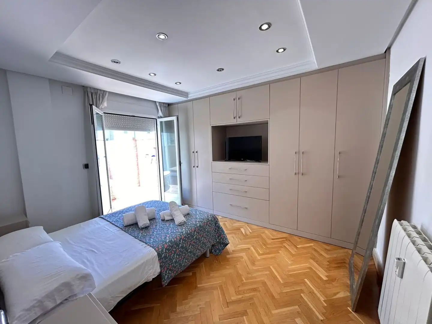 Schlafzimmer von Wohnung zum Verkauf in Albacete mit Klimaanlage, Heizung und Parkett
