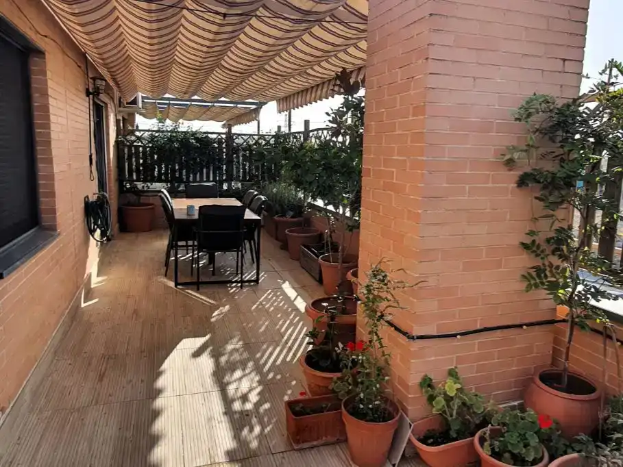 Terrassa de Pis en venda en Valdemoro amb Aire condicionat i Piscina