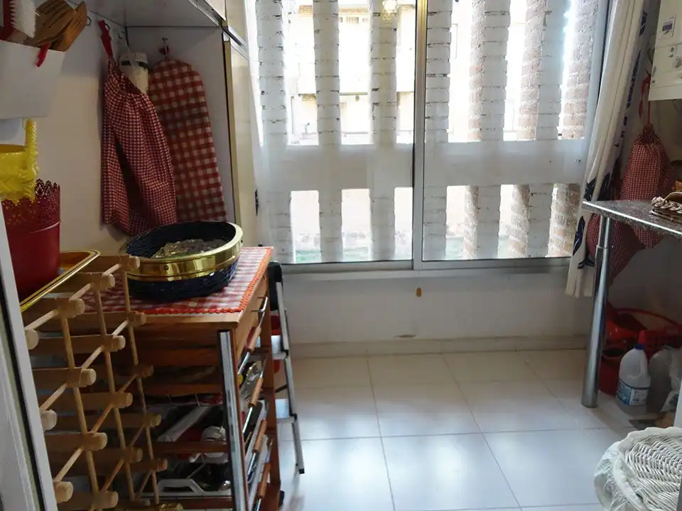 Habitación de Piso en venta en Salas de los Infantes con Calefacción, Terraza y Amueblado