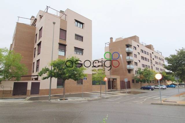 Garaje en Venta en del deporte en Ayuntamiento - Avenida Siglo XXI