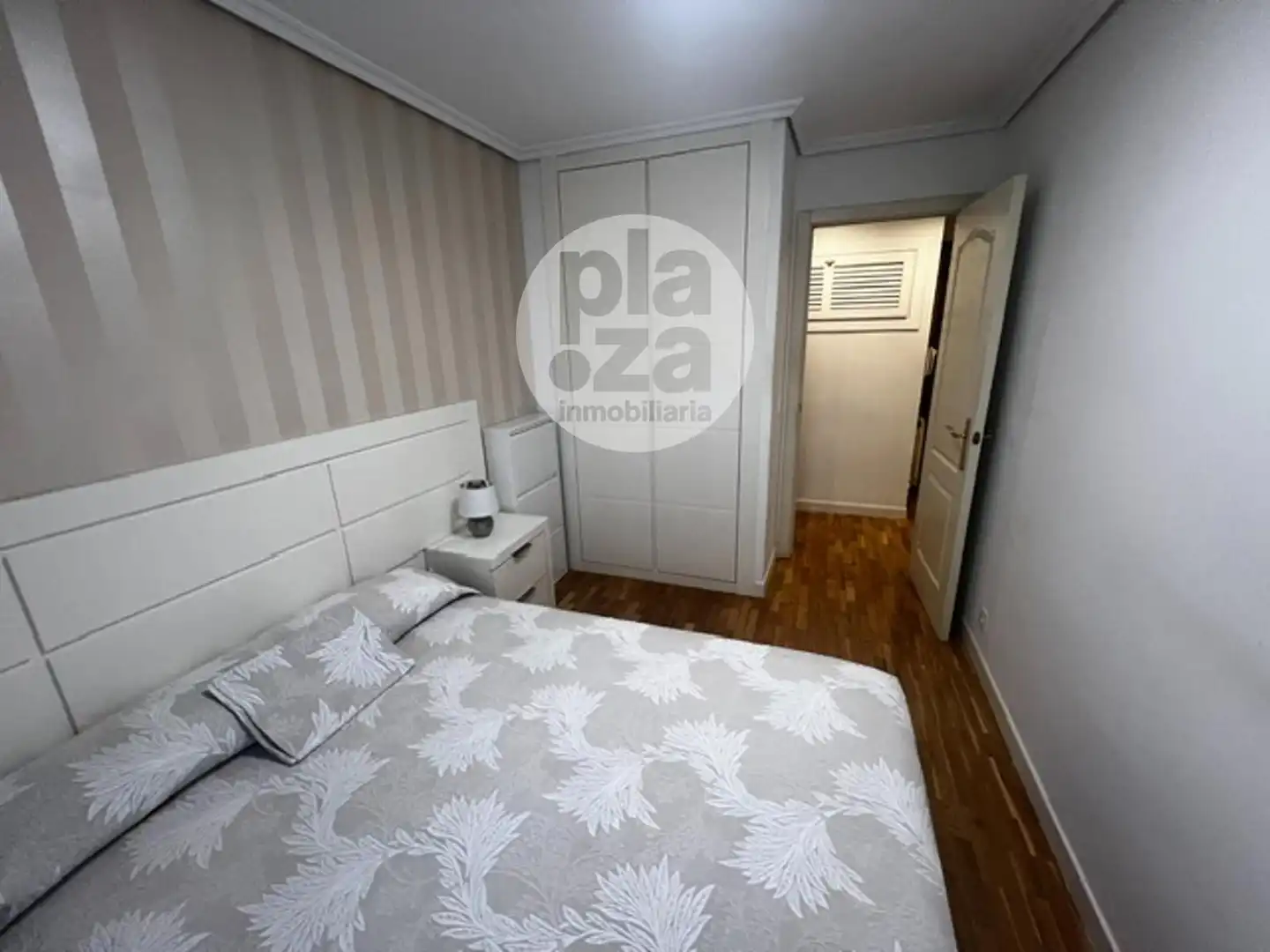 Habitación de Piso de alquiler en Burgos con Calefacción, Terraza y Amueblado