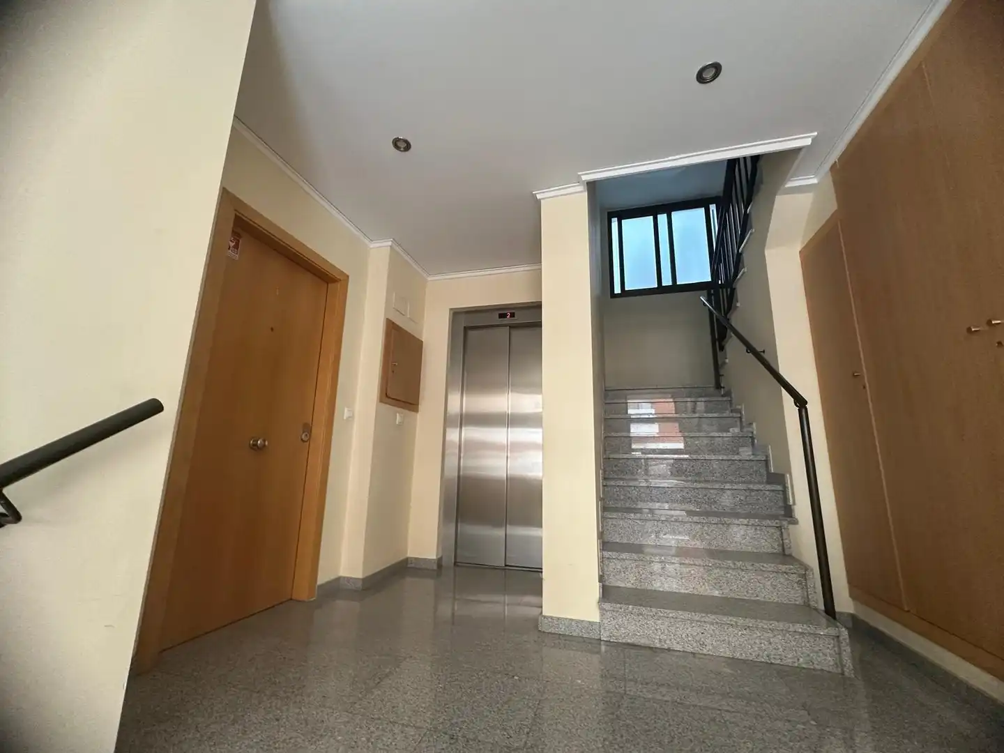 Piso en venta en Montserrat con Trastero y Horno