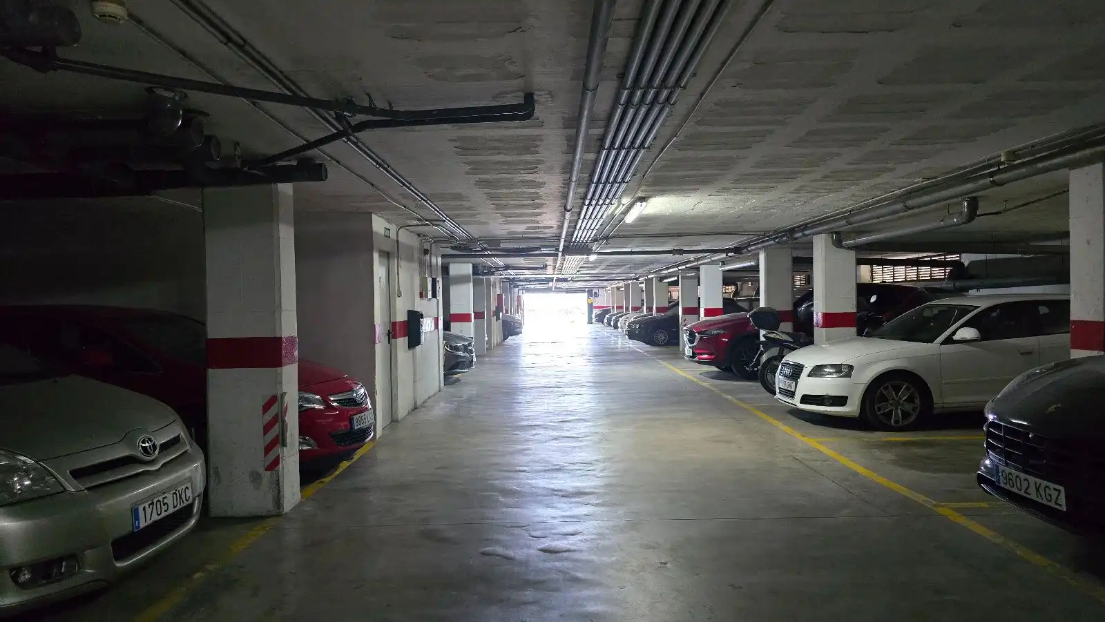 Parking de Piso en venta en Benalmádena con Aire acondicionado, Calefacción y Terraza