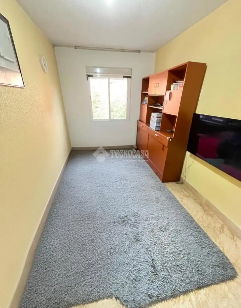 Flat for sale in Coslada  with Heating