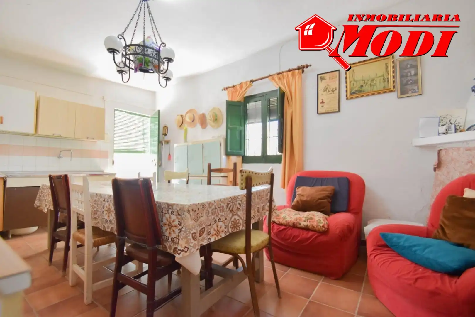 Sala d'estar de Finca rústica en venda en Cacín amb Jardí privat