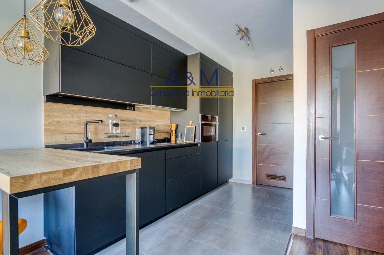 Cocina de Apartamento de alquiler en Valladolid Capital con Calefacción, Parquet y Trastero