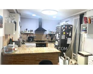 Kitchen of Flat for sale in  Valencia Capital  with Air Conditioner