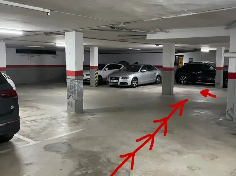 Einzelparkplatz zur Miete in Joan Salvat Papasseit 1, imagen 7