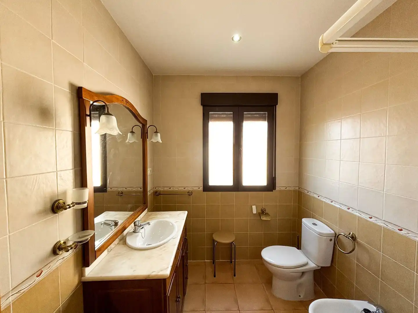 Bathroom of Houses for sale in Polán  with Air Conditioner, Heating and Private garden