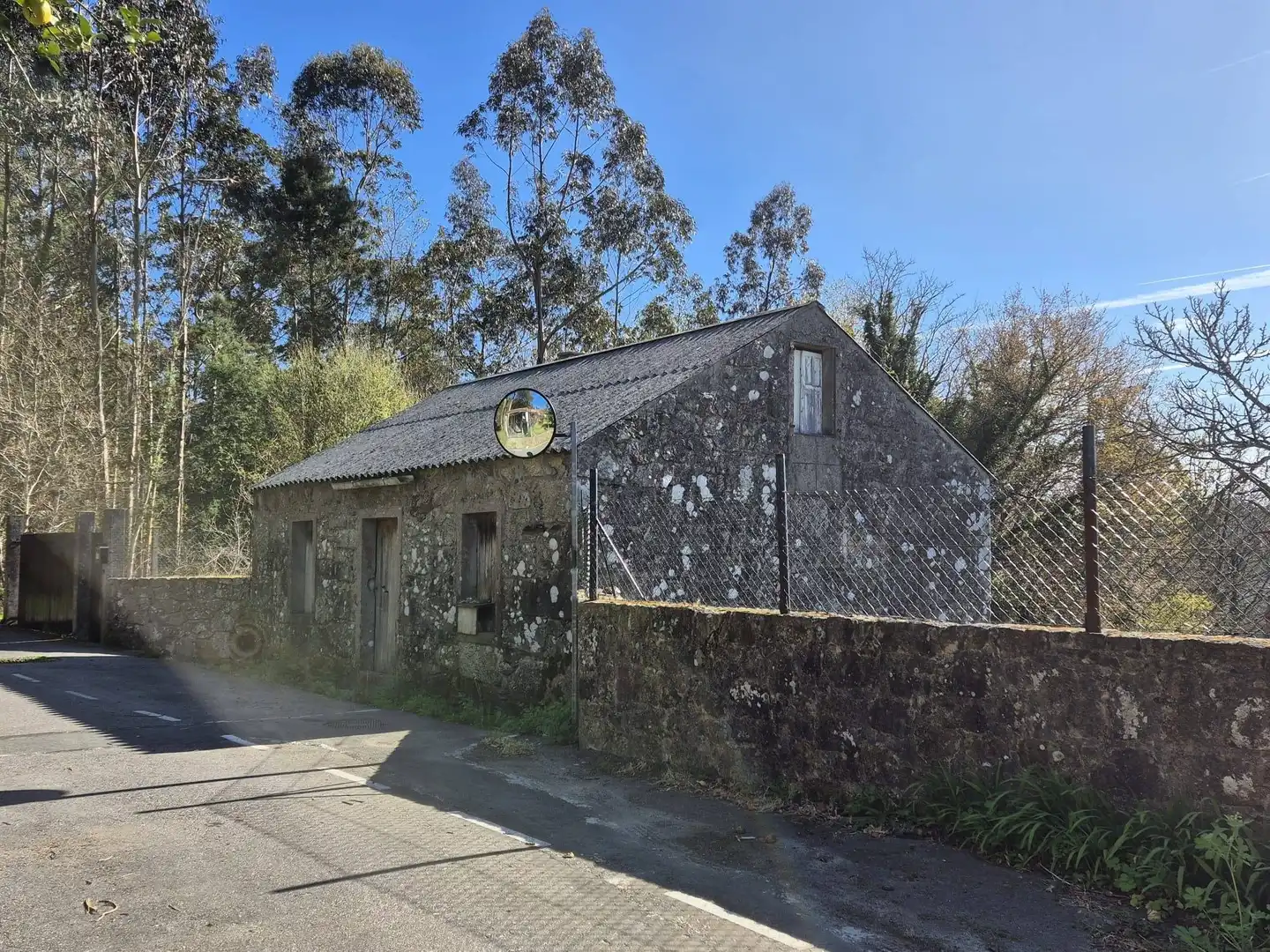 Vista exterior de Casa o xalet en venda en Ames amb Jardí privat