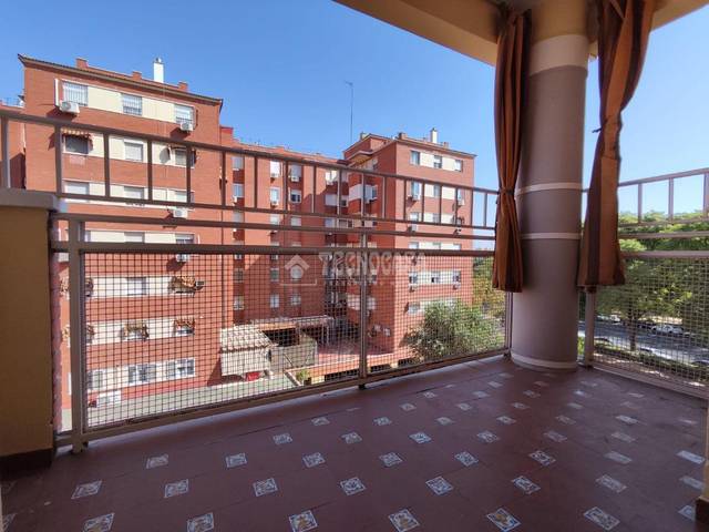 Piso en Venta en El Plantinar – Avda. La Paz - El Juncal