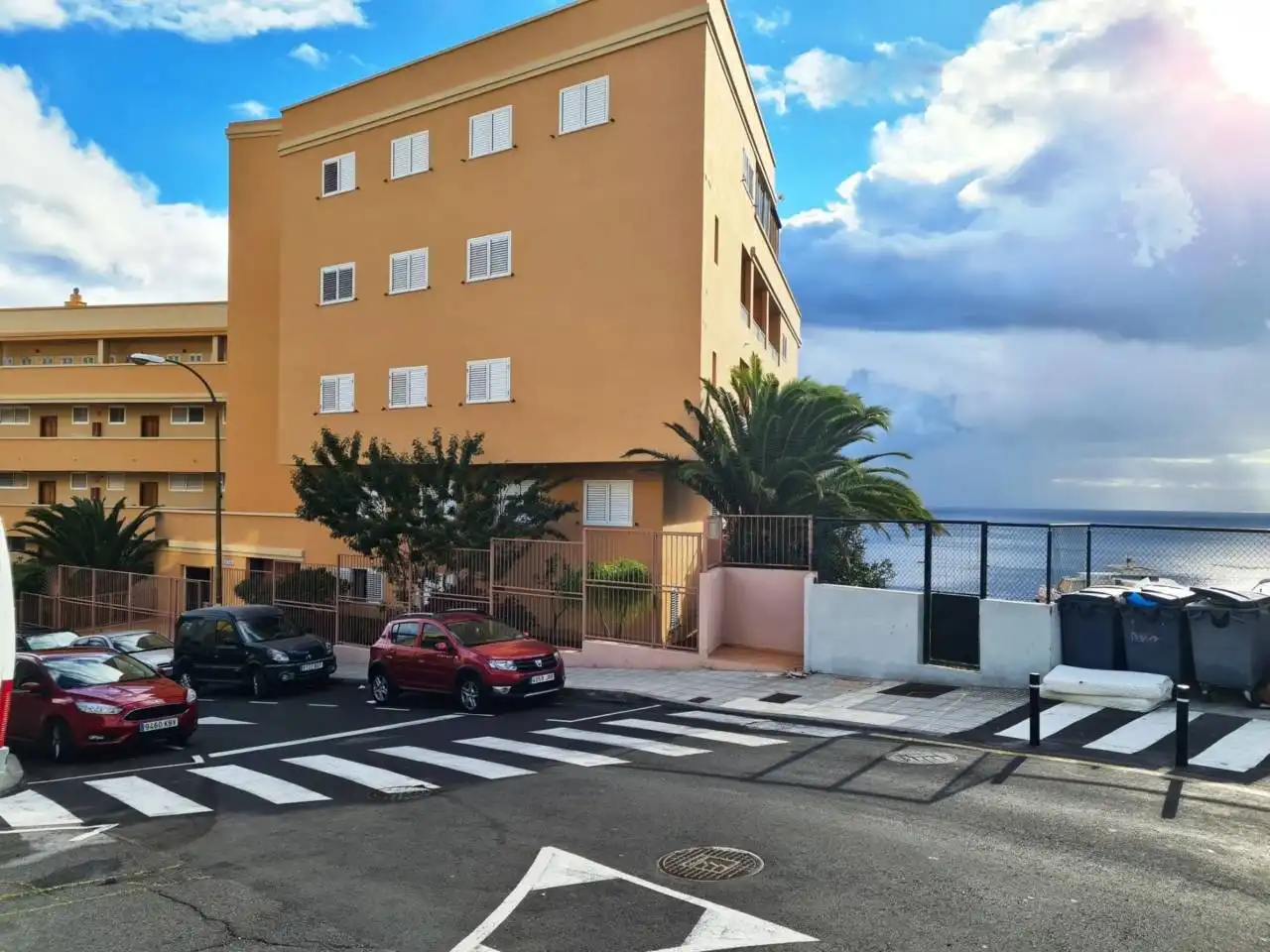 Vista exterior de Apartament de lloguer en Candelaria amb Moblat i Balcó
