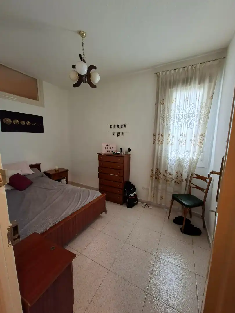 Habitación de Piso en venta en Madrid con Calefacción