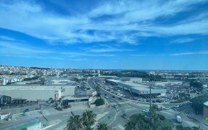 Vista exterior de Oficina de lloguer en Vilanova i la Geltrú amb Aire condicionat