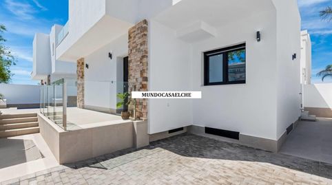 CHALET DE DISEÑO CON PISCINA PROPIA, imatge 4