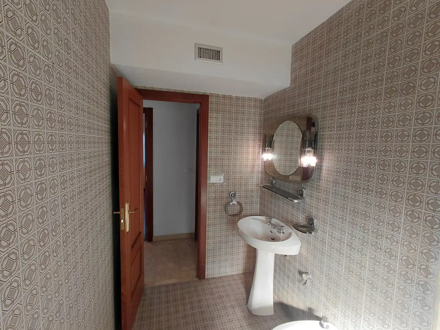 Baño de Casa o chalet en venta en Oleiros con Aire acondicionado, Calefacción y Jardín privado