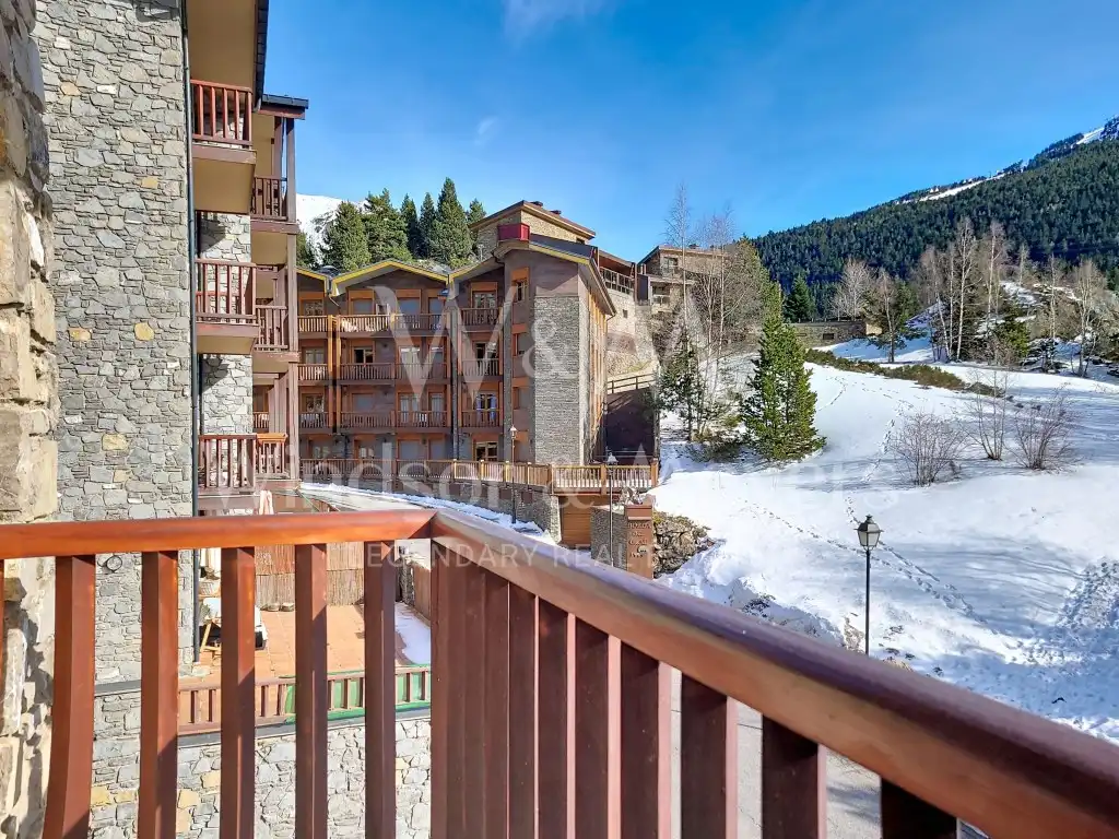 Piso con terraza en venta en Camí de la Basera, imagen 10