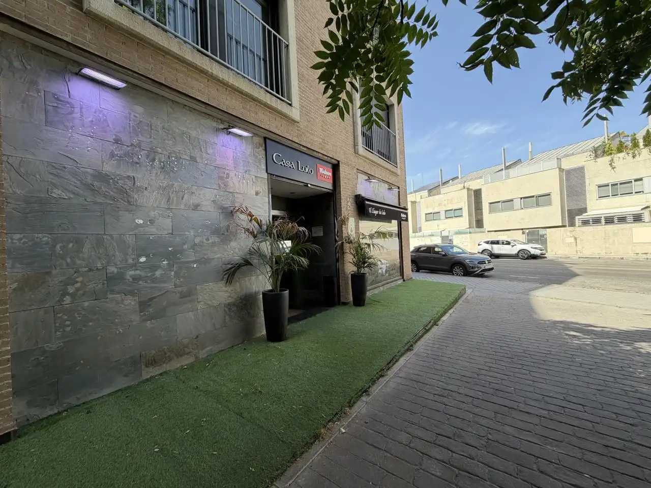 Vista exterior de Local de alquiler en Madrid con Aire acondicionado