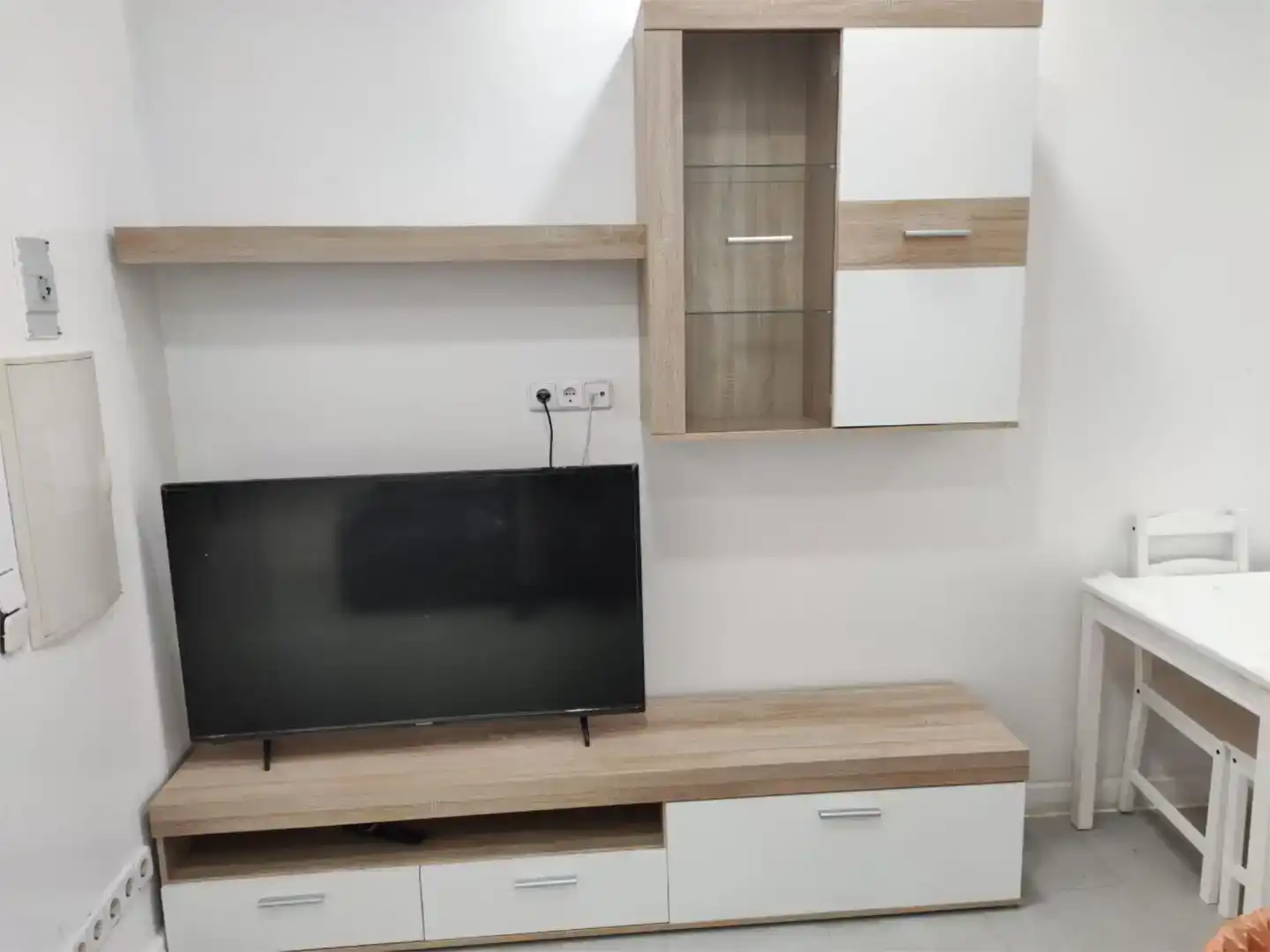 Sala d'estar de Dúplex en venda en Alcalá de Henares amb Aire condicionat i Moblat