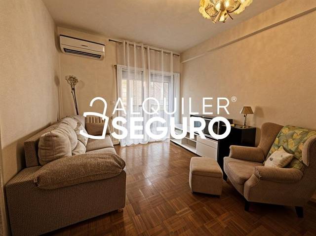 Piso en Alquiler en Sorbe en Comillas