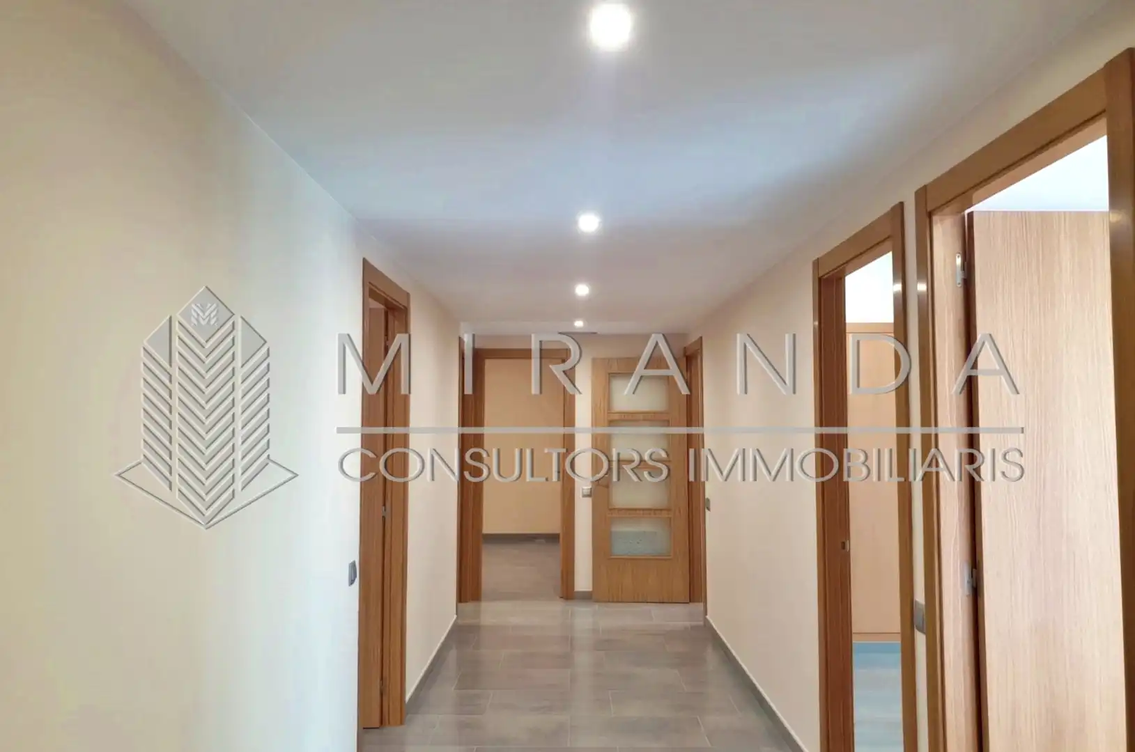 Piso de alquiler en Granollers con Aire acondicionado, Calefacción y Horno