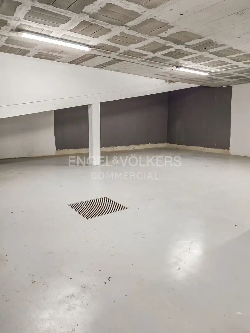 Local comercial en venda a Centre, imagen 25