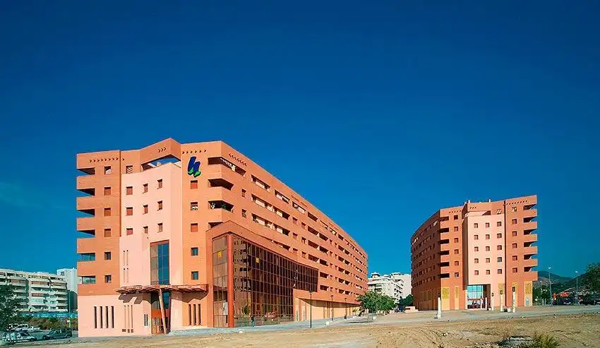 Flat for sale in LUIS PORTERO, El Tejar - Hacienda Bizcochero