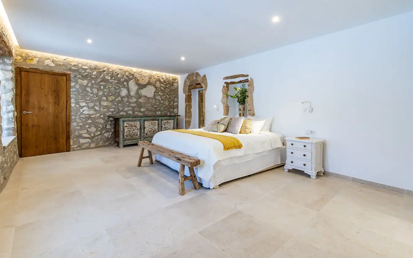Country homes for sale in Calvià pueblo