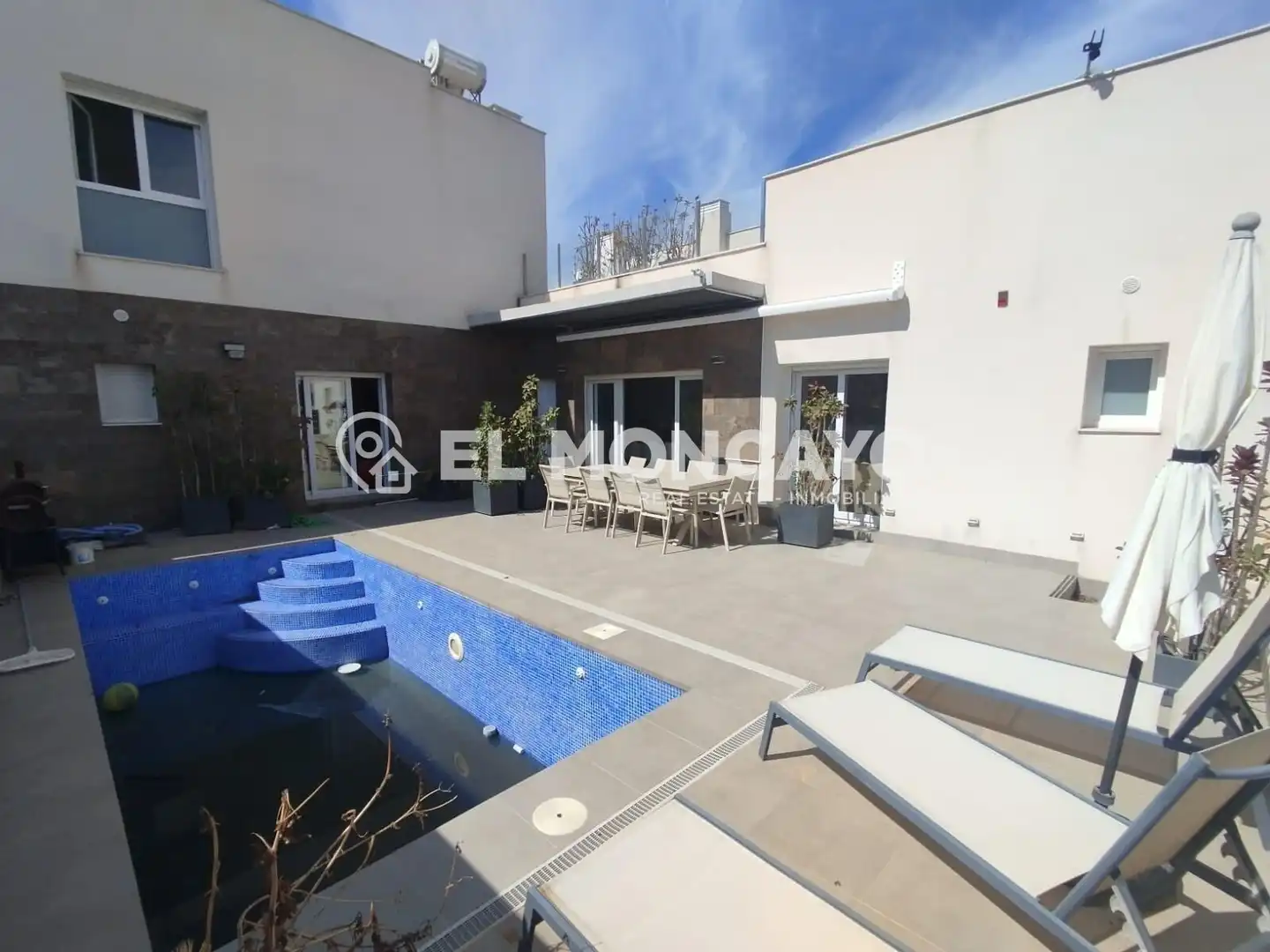 Swimming pool of Detached homes for rent in Daya Vieja  with Air Conditioner, Parquet flooring and Terrace