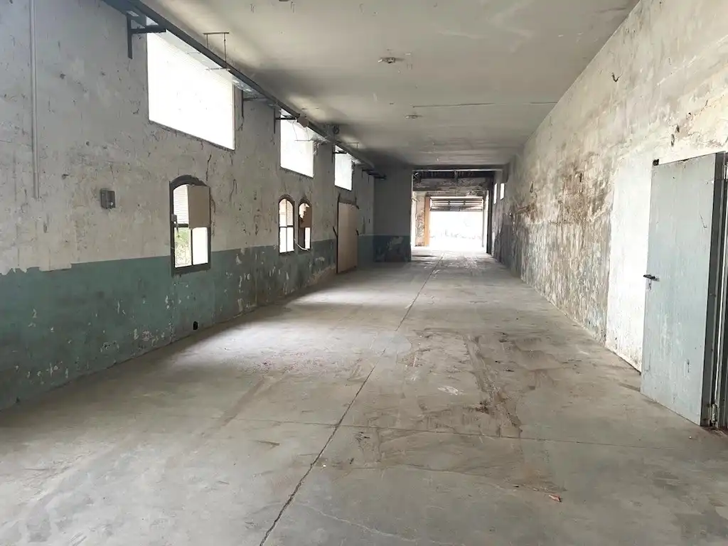 Nau industrial de lloguer en Gelida