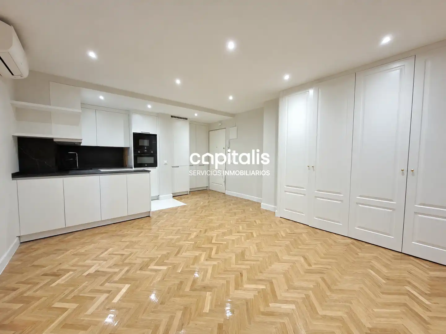 Küche von Wohnung zum Verkauf in Madrid mit Klimaanlage, Heizung und Abstellraum