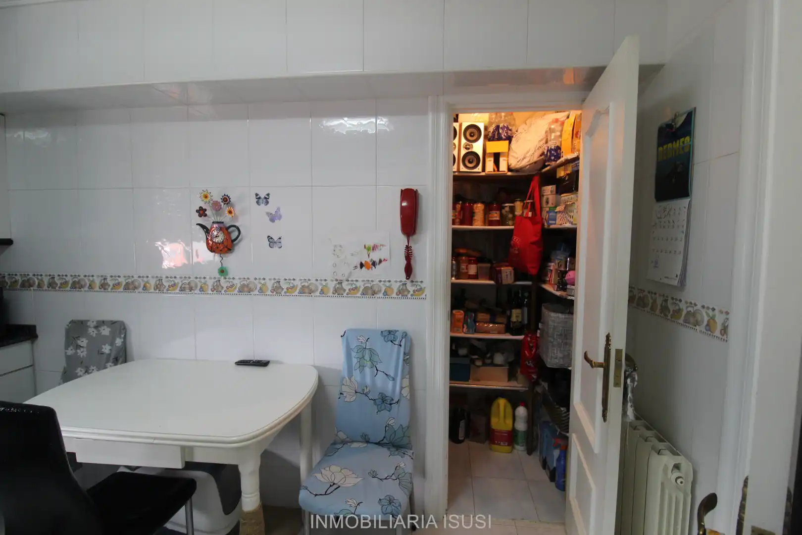 Cocina de Piso en venta en Santurtzi  con Calefacción, Trastero y Balcón