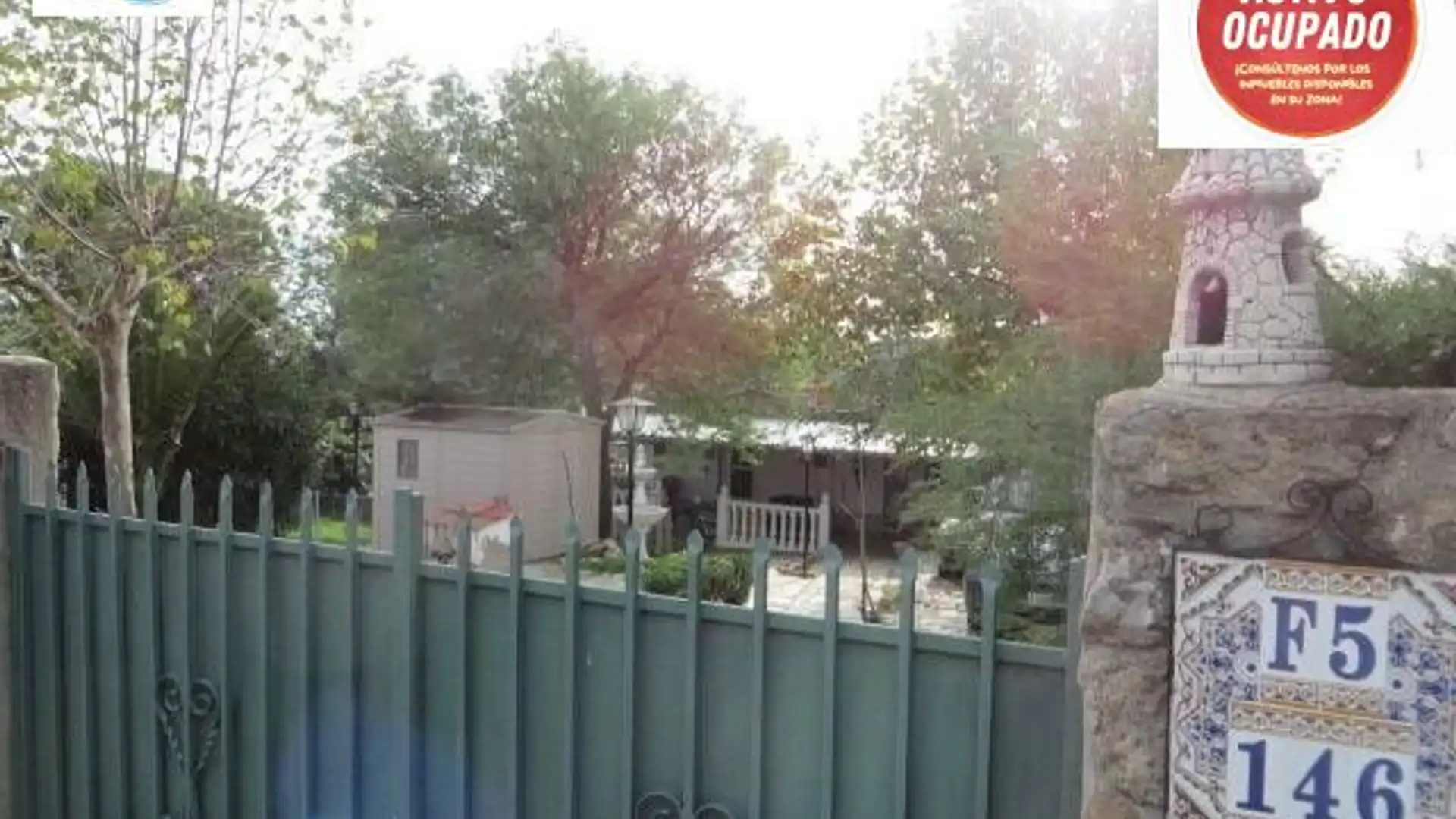 Vista exterior de Casa o chalet en venta en Villa del Prado con Jardín privado y Piscina comunitaria