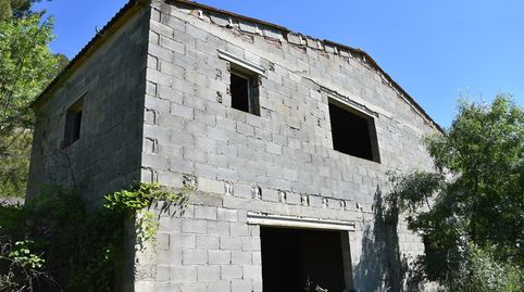 Nave con casa al lado del río, imatge 5