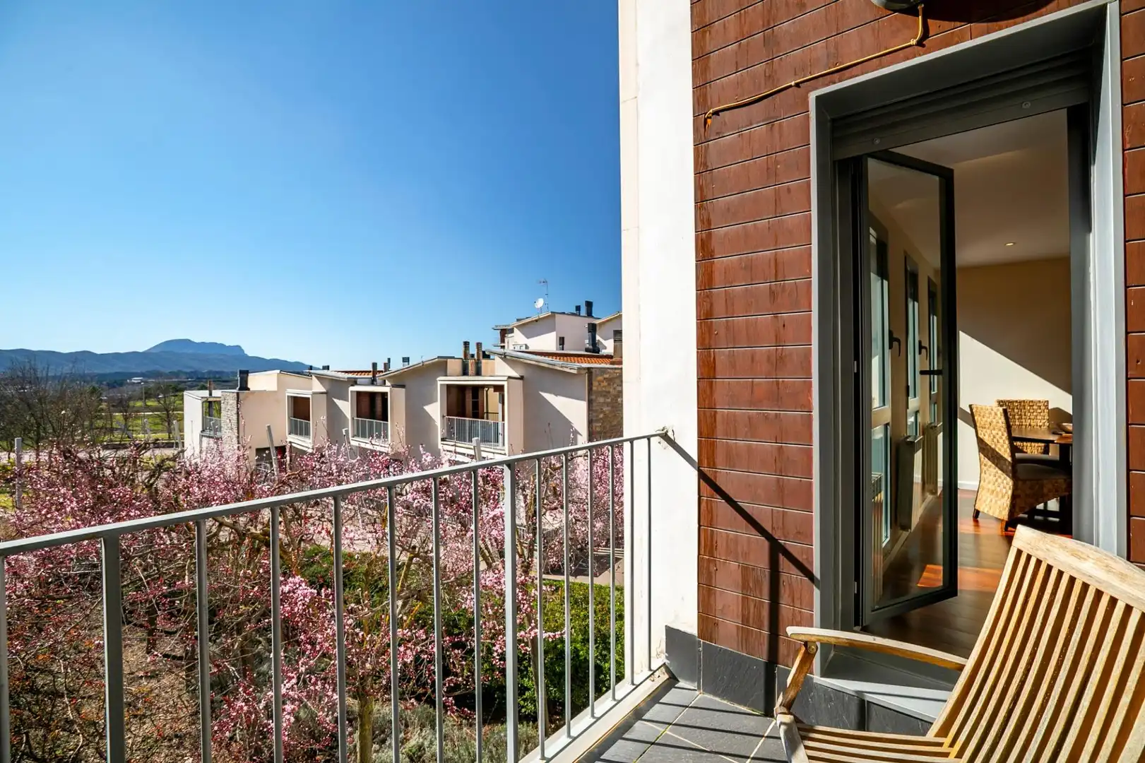 Terraza de Dúplex en venta en Sabiñánigo con Calefacción, Terraza y Trastero